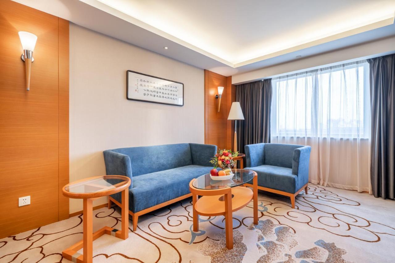 Maritim Hotel Taicang Garden Bagian luar foto