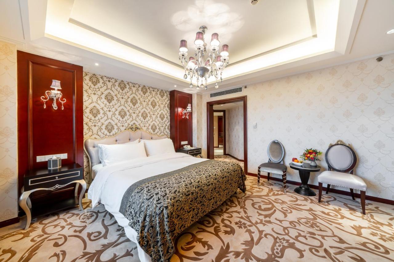 Maritim Hotel Taicang Garden Bagian luar foto